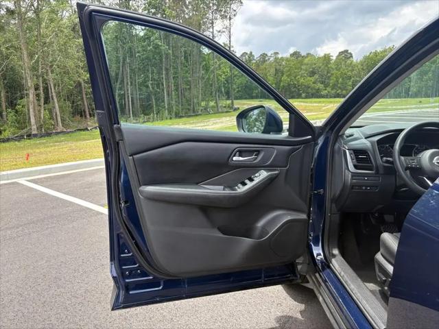 2024 Nissan Rogue SV FWD