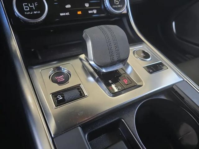 2023 Jaguar XF R-Dynamic SE P300 AWD Automatic