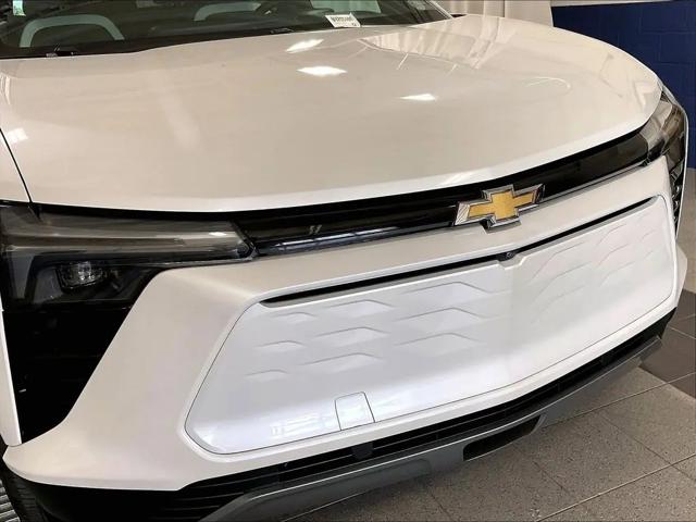 2024 Chevrolet V Blazer eAWD 2LT
