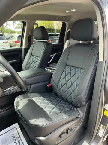 2021 Nissan Titan Crew Cab SV 4x2