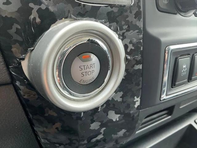 2021 Nissan Titan Crew Cab SV 4x2