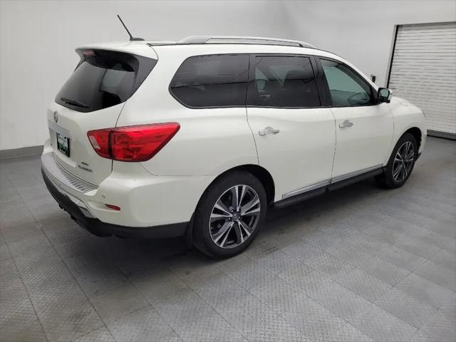 2017 Nissan Pathfinder Platinum