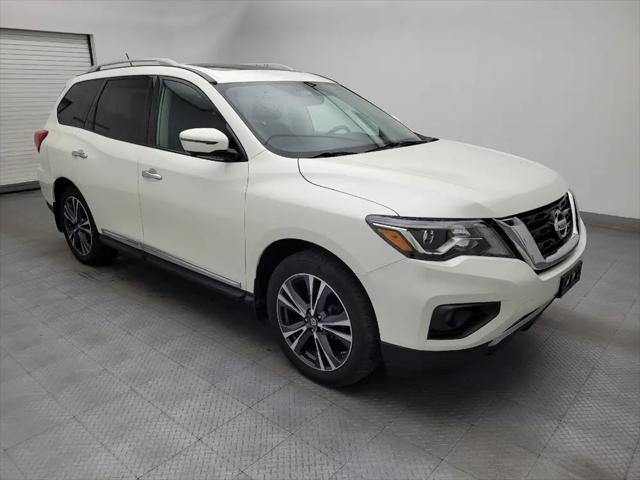 2017 Nissan Pathfinder Platinum