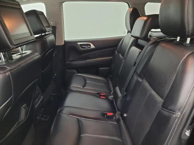 2017 Nissan Pathfinder Platinum