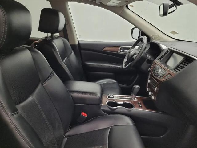 2017 Nissan Pathfinder Platinum