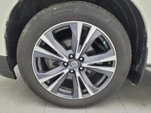 2017 Nissan Pathfinder Platinum