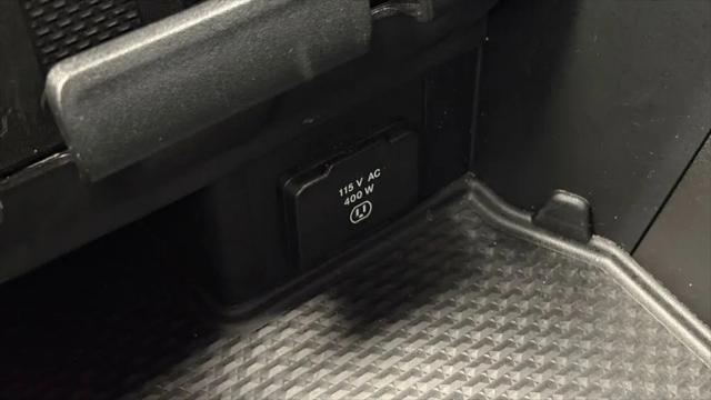 2022 Ram 1500 Limited Crew Cab 4x4 6'4" Box