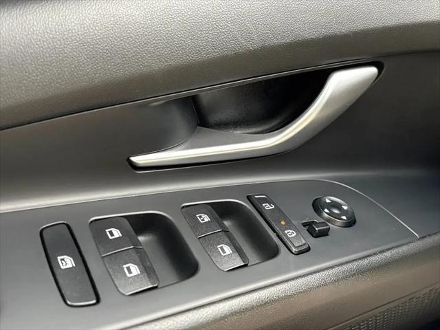 2023 Hyundai Elantra Hybrid Blue