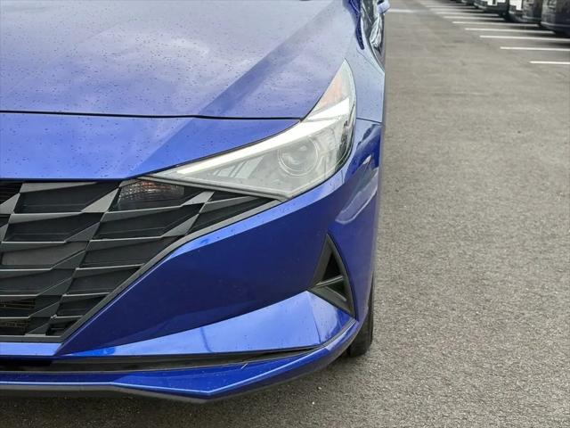 2023 Hyundai Elantra Hybrid Blue