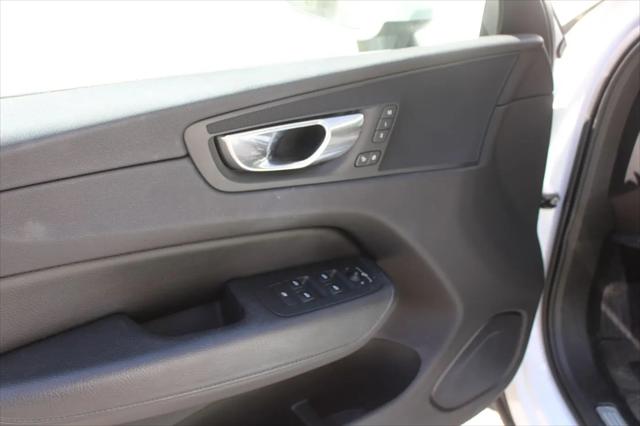 2018 Volvo XC60 T6 Momentum