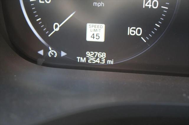 2018 Volvo XC60 T6 Momentum