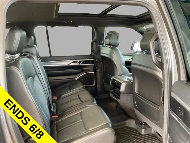 2023 Jeep Wagoneer Series II Carbide 4x2