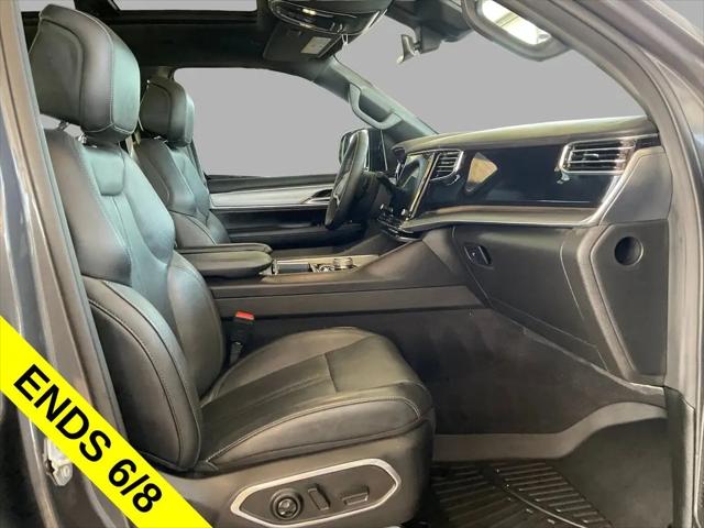 2023 Jeep Wagoneer Series II Carbide 4x2