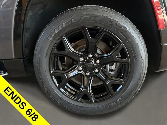 2023 Jeep Wagoneer Series II Carbide 4x2