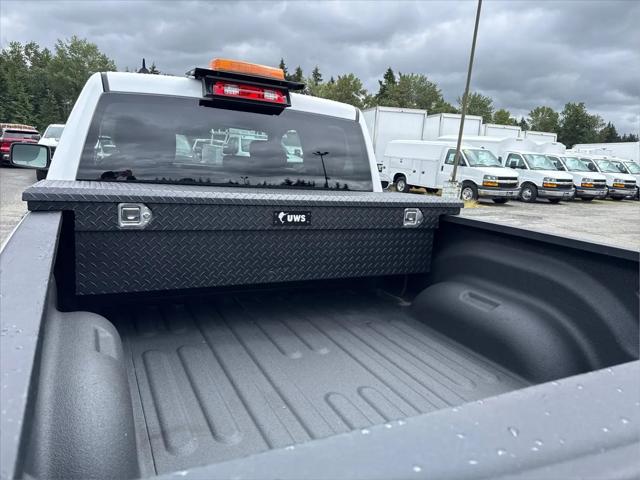 2024 Ram 1500 Classic Tradesman Quad Cab 4x4 6'4" Box