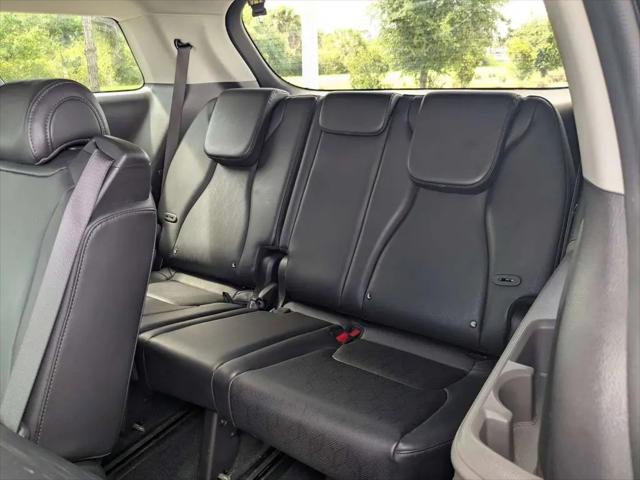 2025 Kia Carnival MPV LXS