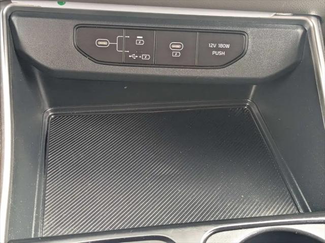 2025 Kia Carnival MPV LXS