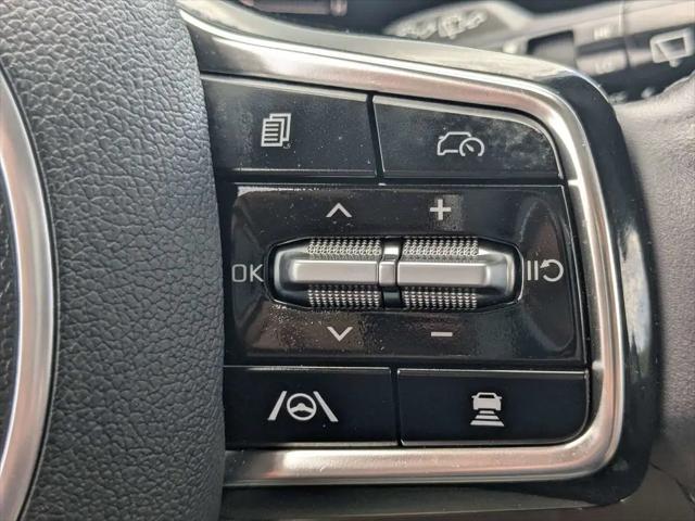 2025 Kia Carnival MPV LXS