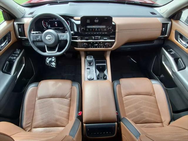 2024 Nissan Pathfinder Platinum 4WD