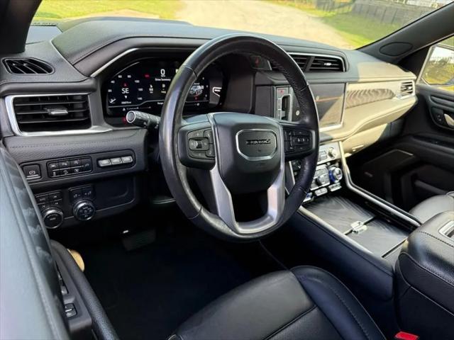 2022 GMC Yukon 4WD Denali