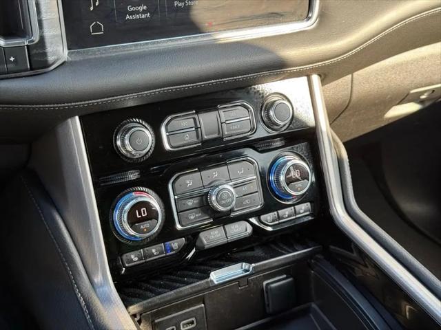 2022 GMC Yukon 4WD Denali
