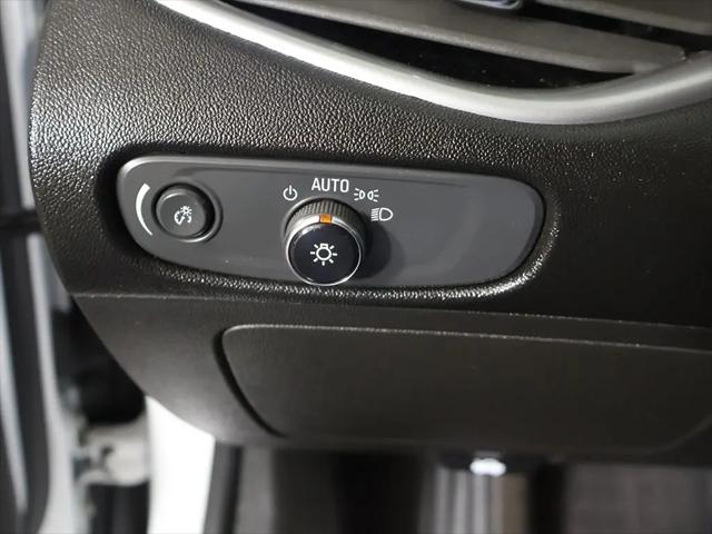 2023 Chevrolet Malibu FWD 1FL