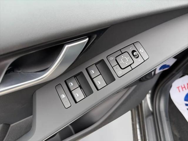 2025 Kia Niro EX Touring