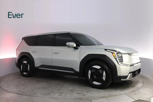 2024 Kia EV9 Light Long Range