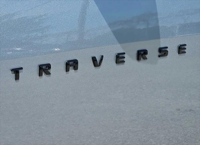 2023 Chevrolet Traverse FWD RS