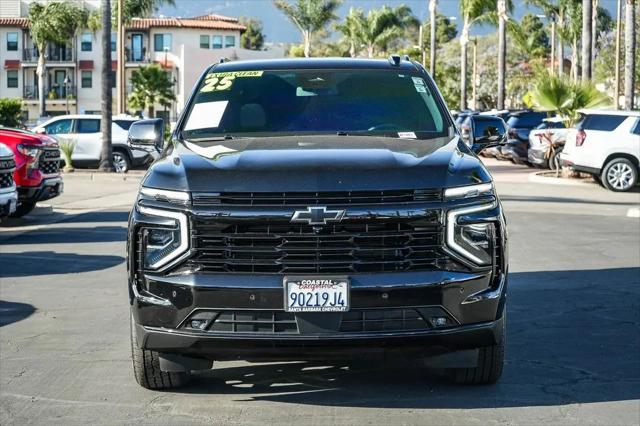 2025 Chevrolet Suburban 4WD RST