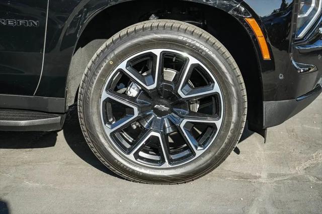 2025 Chevrolet Suburban 4WD RST