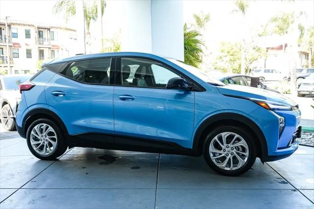 2027 Chevrolet Bolt LT FWD