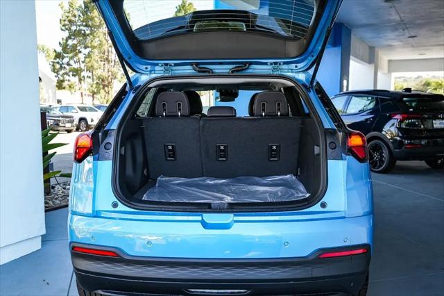 2027 Chevrolet Bolt LT FWD