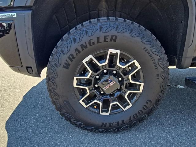 2026 GMC Sierra 2500HD Crew Cab, Standard Bed, AT4X, 4WD