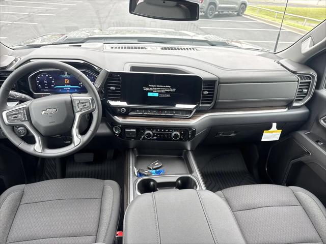 2026 Chevrolet Silverado 2500HD Crew Cab, Standard Bed, LT, 4WD