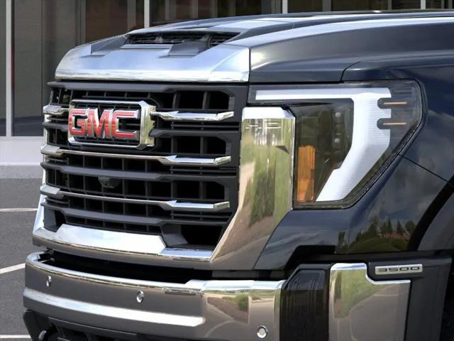 2026 GMC Sierra 3500HD Crew Cab, Long Bed, SLT Dual Rear Wheel, 4WD