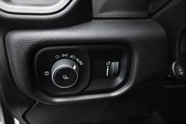 2024 Ram 3500 Tradesman Crew Cab 4x4 6'4" Box