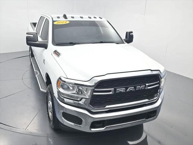2024 Ram 3500 Tradesman Crew Cab 4x4 6'4" Box