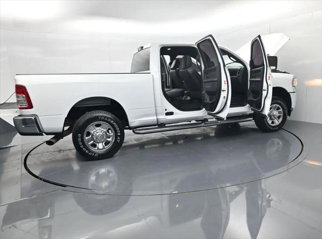 2024 Ram 3500 Tradesman Crew Cab 4x4 6'4" Box