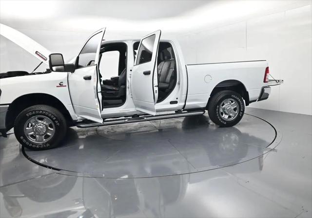 2024 Ram 3500 Tradesman Crew Cab 4x4 6'4" Box