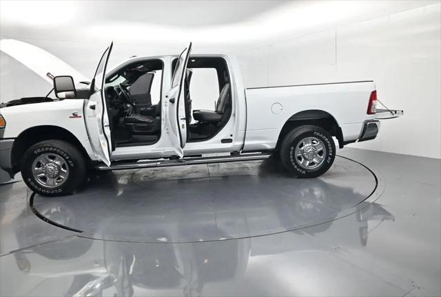 2024 Ram 3500 Tradesman Crew Cab 4x4 6'4" Box