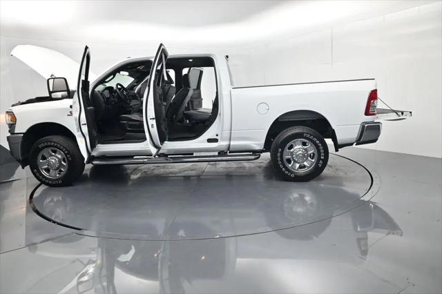 2024 Ram 3500 Tradesman Crew Cab 4x4 6'4" Box