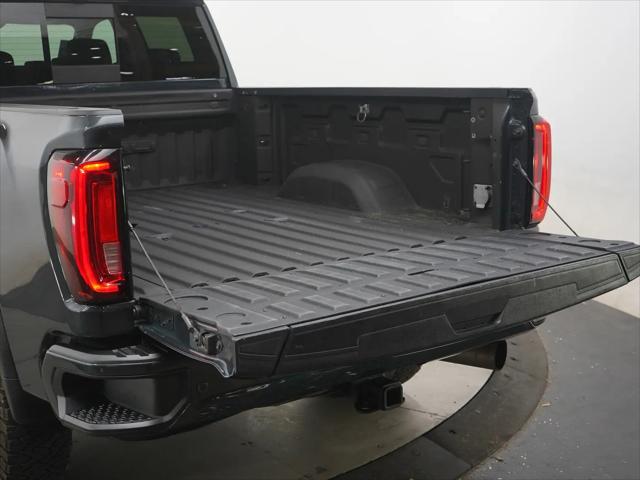 2022 GMC Sierra 2500HD 4WD Crew Cab Standard Bed Denali