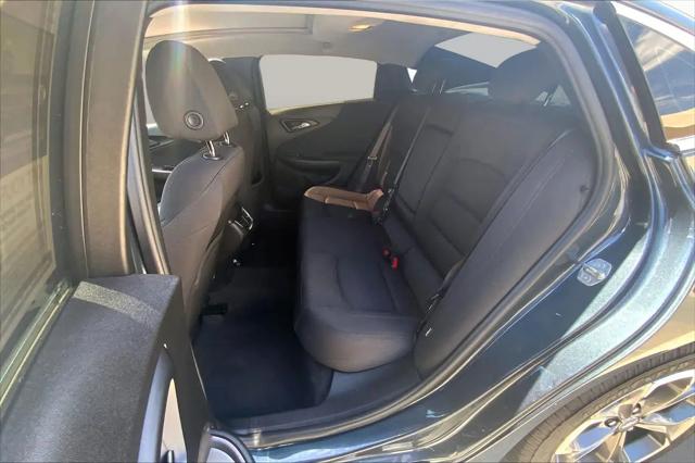 2021 Chevrolet Malibu FWD LT