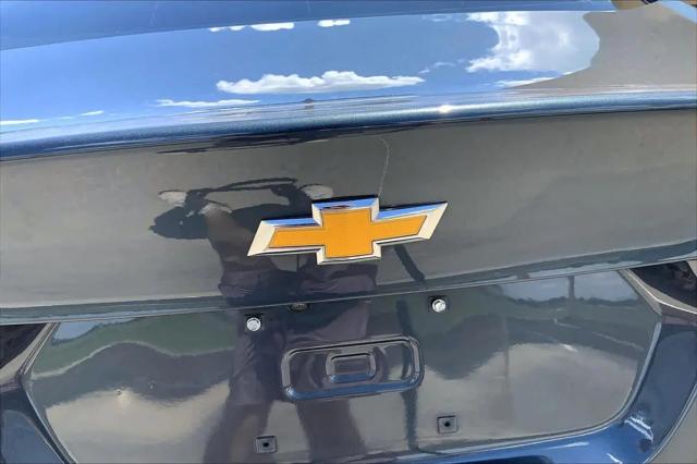 2021 Chevrolet Malibu FWD LT