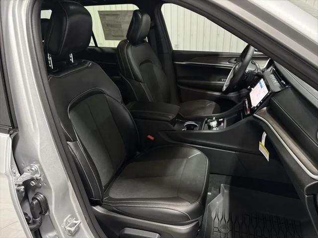 2026 Jeep Grand Cherokee Altitude 4x4