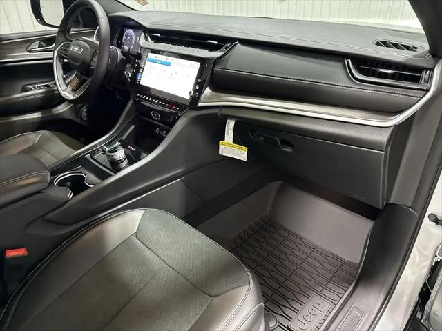 2026 Jeep Grand Cherokee Altitude 4x4