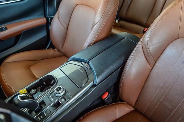 2018 Maserati Ghibli Standard