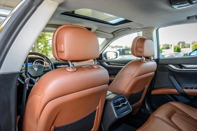 2018 Maserati Ghibli Standard