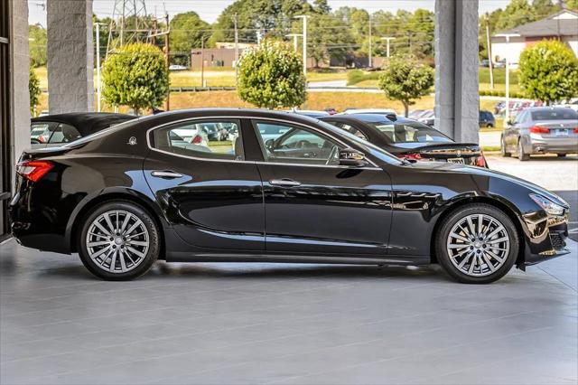 2018 Maserati Ghibli Standard